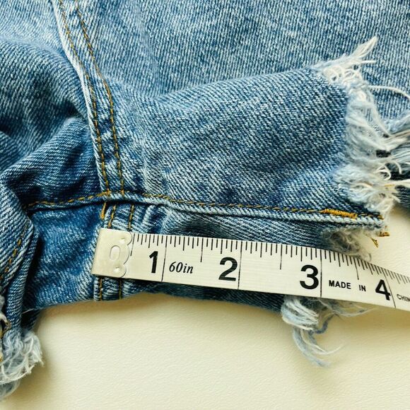 Cotton-On Denim Shorts Womens 6 Light Blue Wash Cotton Chewed Hem Distressed - Picture 8 of 8